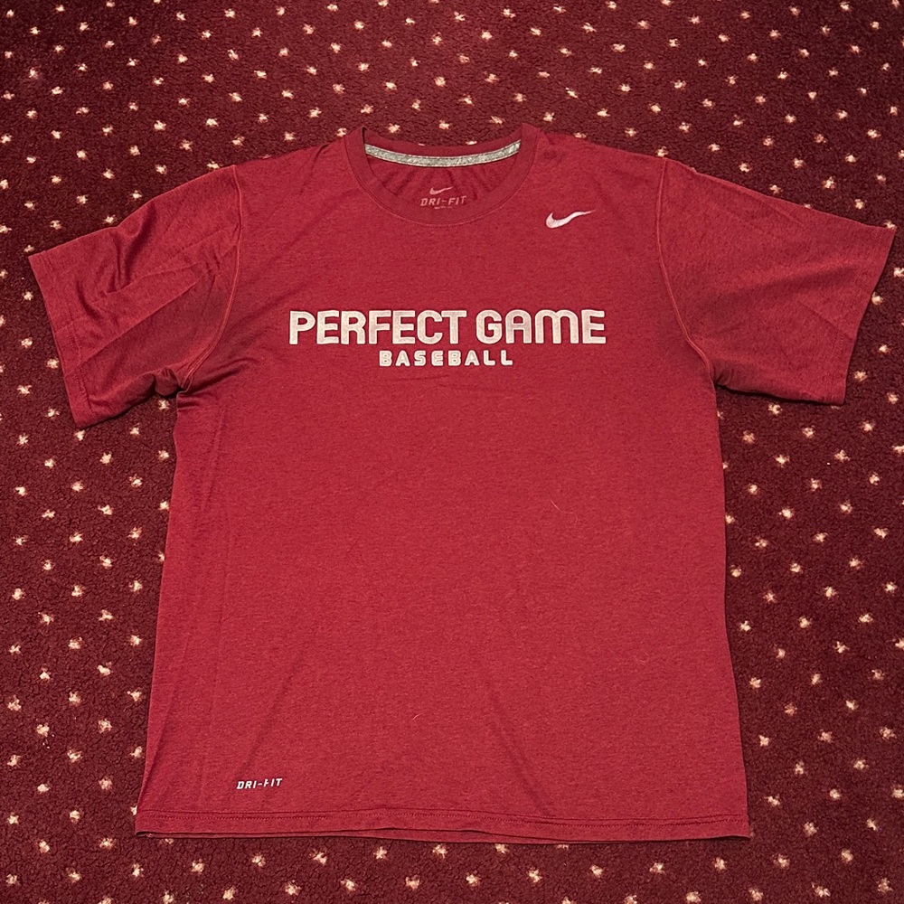 Nike Dri-FIT men’s M PERFECT GAME Baseball Tee